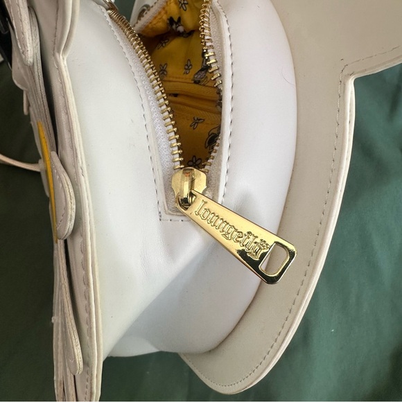 Loungefly Disney Minnie Mouse Daisy Crossbody - Picture 7 of 13